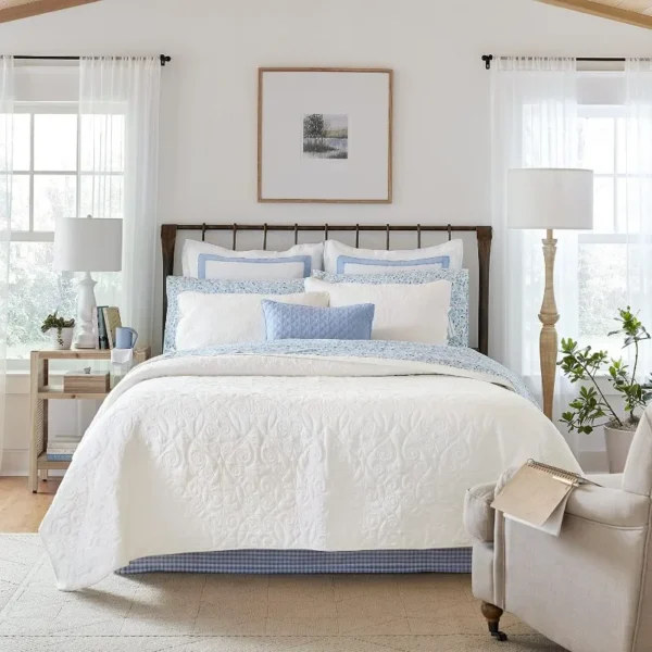 Laura Ashley Felicity Collection Quilt Set-100% Cotton, Reversible, All Season Bedding with Matching Sham(s),