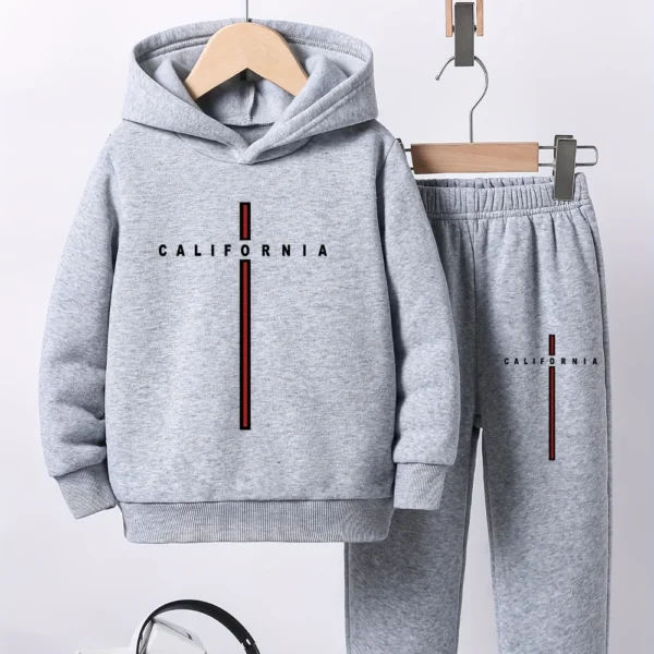 Spring and Autumn Boys' Comfortable Fleece Hoodie Casual Jogging Suit Hot-selling Sports Striped Letter Print Hoodie Suit 4T-14T